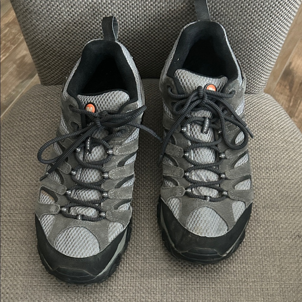 Men's Merrill Moab Waterproof Gray Hiking Shoes